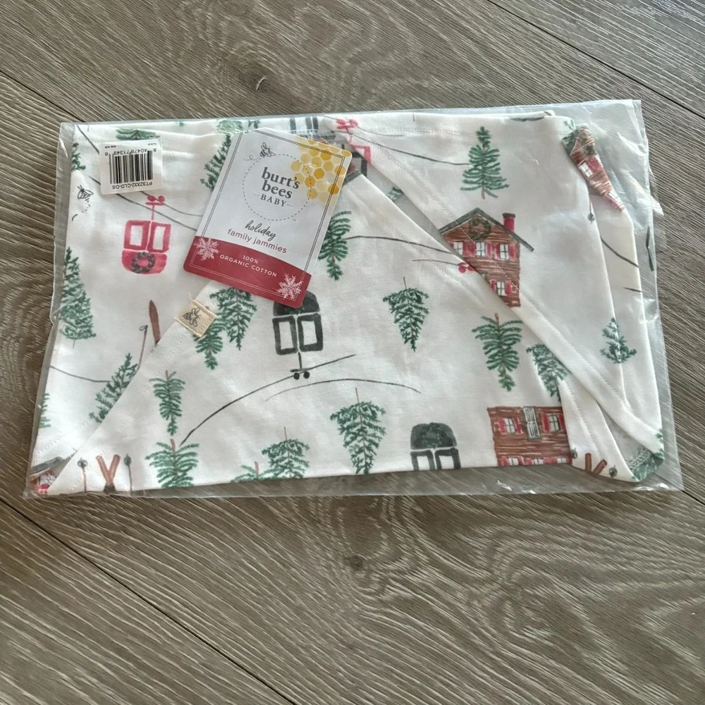 NWT Burt's Bees Organic Cotton Winter Ski Holiday PET BANDANA Matching Jammies